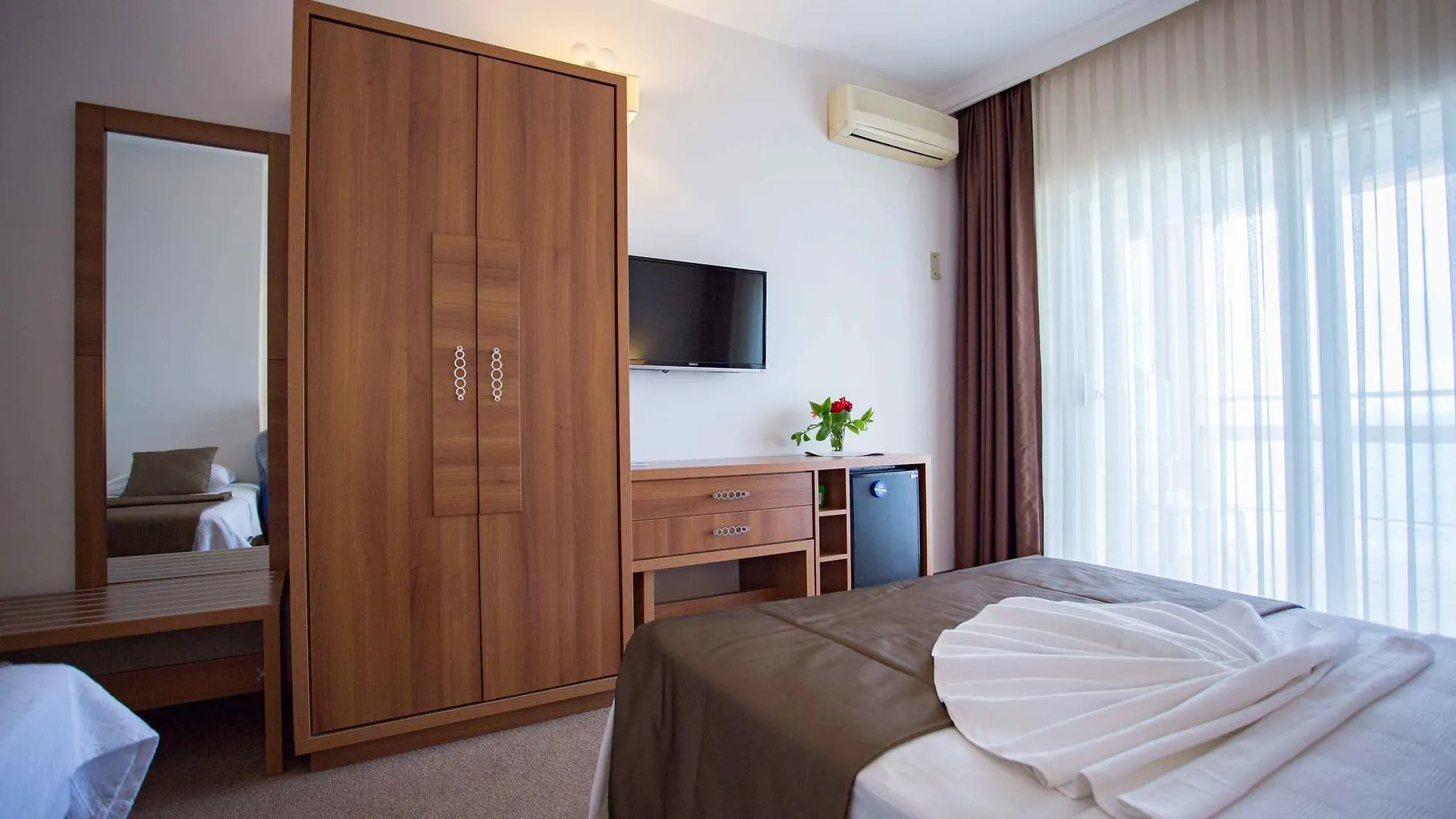 Melis Hotel Kusadasi 2*,  Turkey