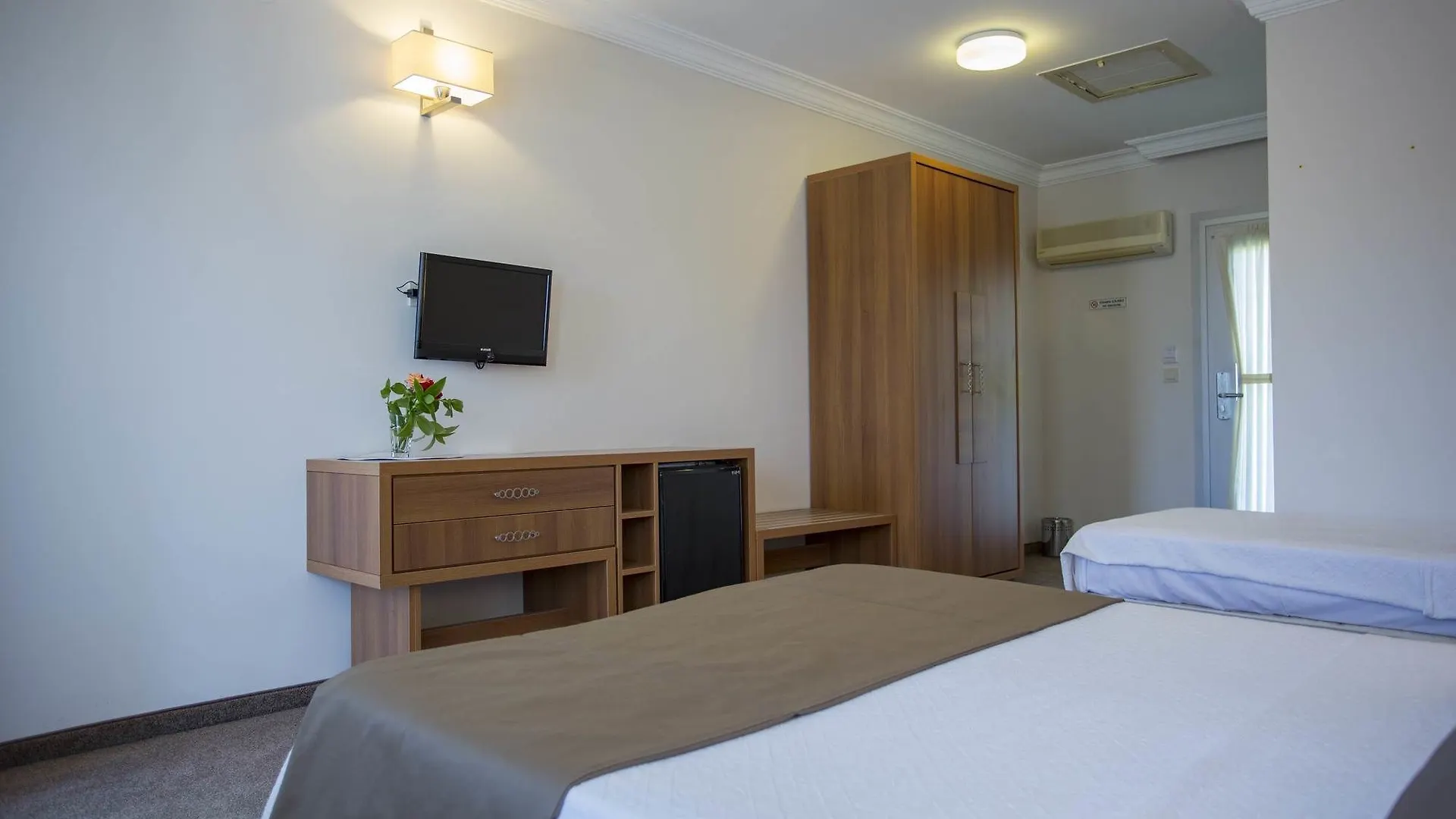 Melis Hotel Kusadası 2*,