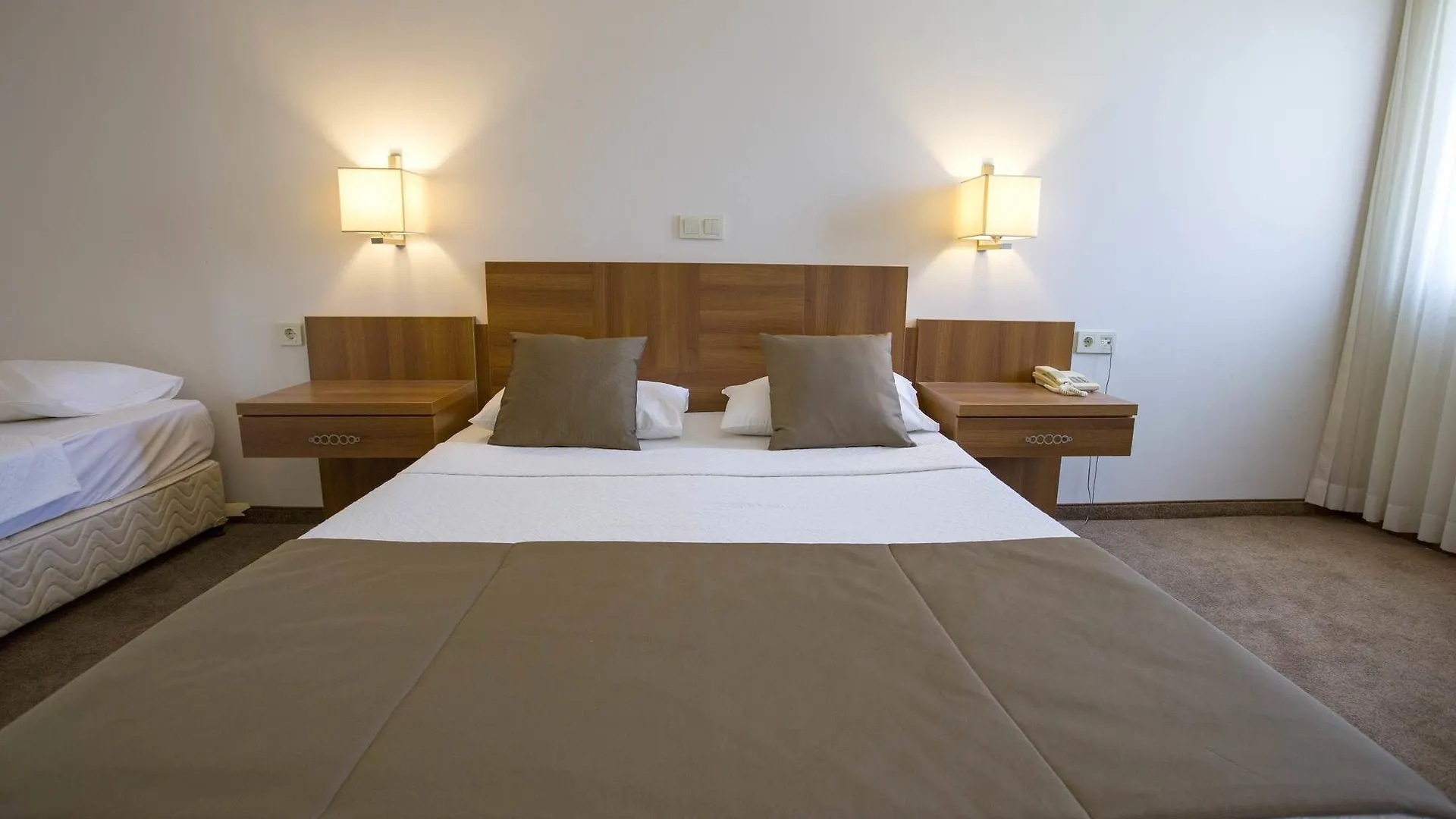 Melis Hotel Kusadası 2*,  Turcia