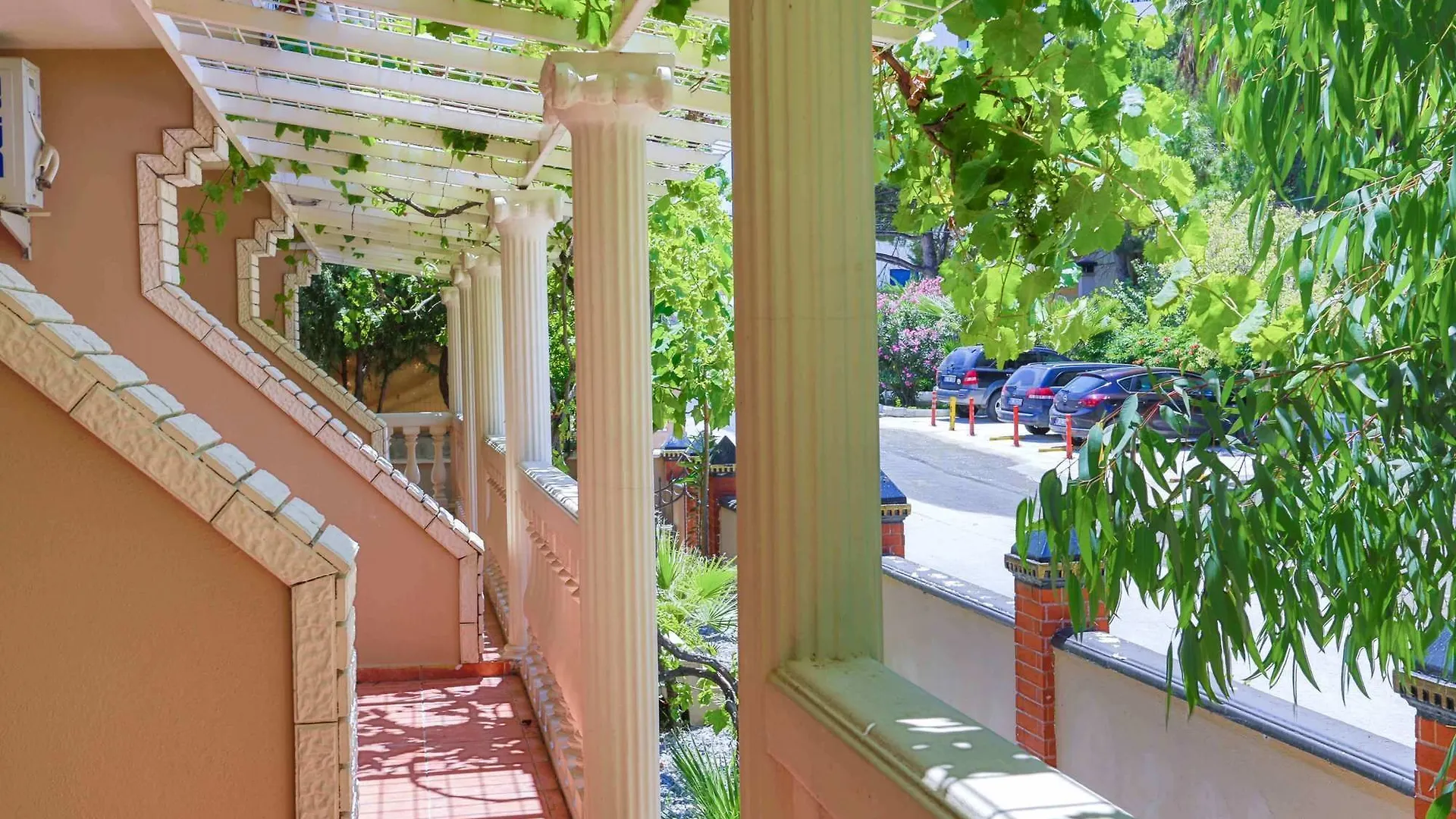 Melis Hotel Kusadası